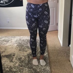 Lightly worn fabletics leggings
